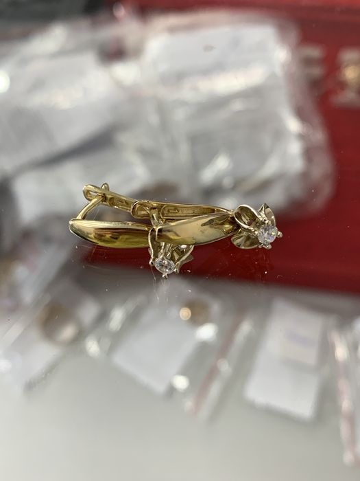 Золото серьги г.Астана