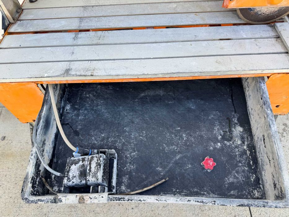 Машина за плочки - PRO 900 W / 68см