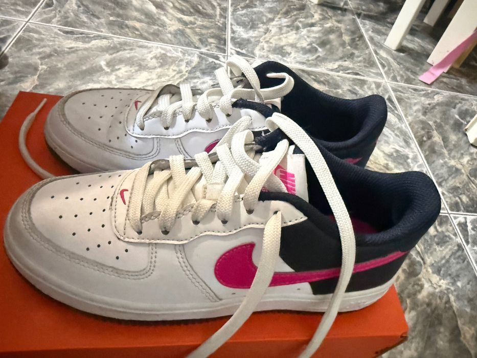Nike air маратонки 36 номер дамски, тинейджъри