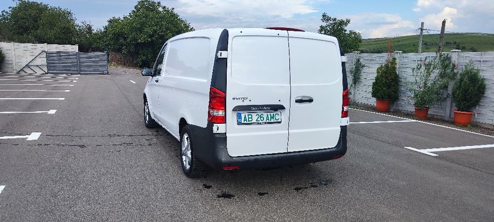 Vând Mercedes E-Vito full electric Daia Romana • OLX.ro