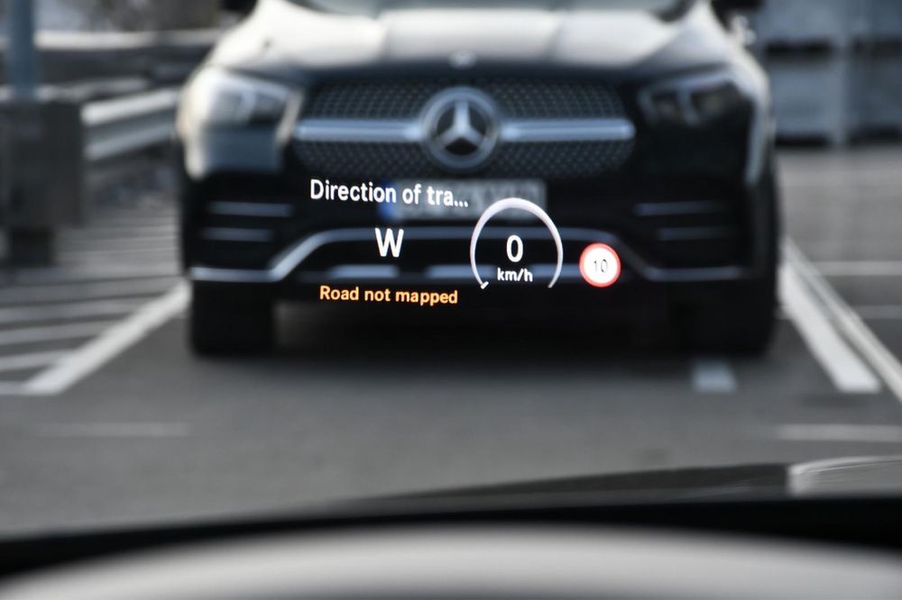 Vand mercedes benz c220 accept unele schimburi cu difdin partea mea