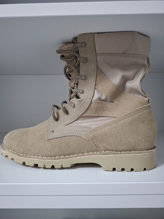 Bocanci militari vara