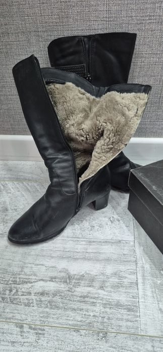 Зимние сапоги женские