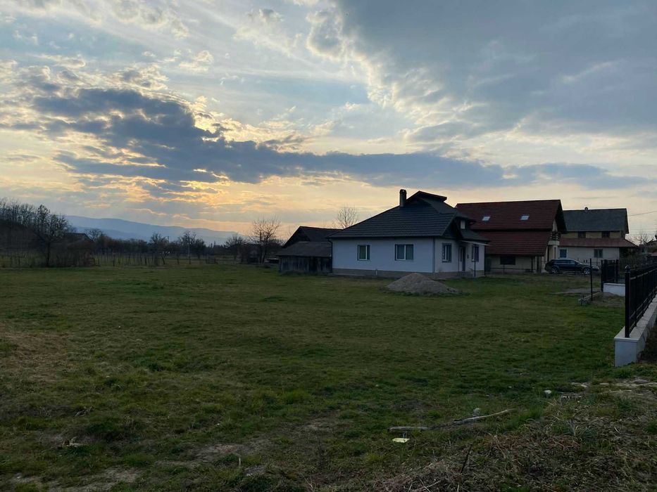 Casa de vanzare   ...