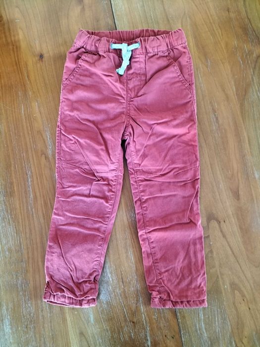 Pantaloni captusiti mărimea 98