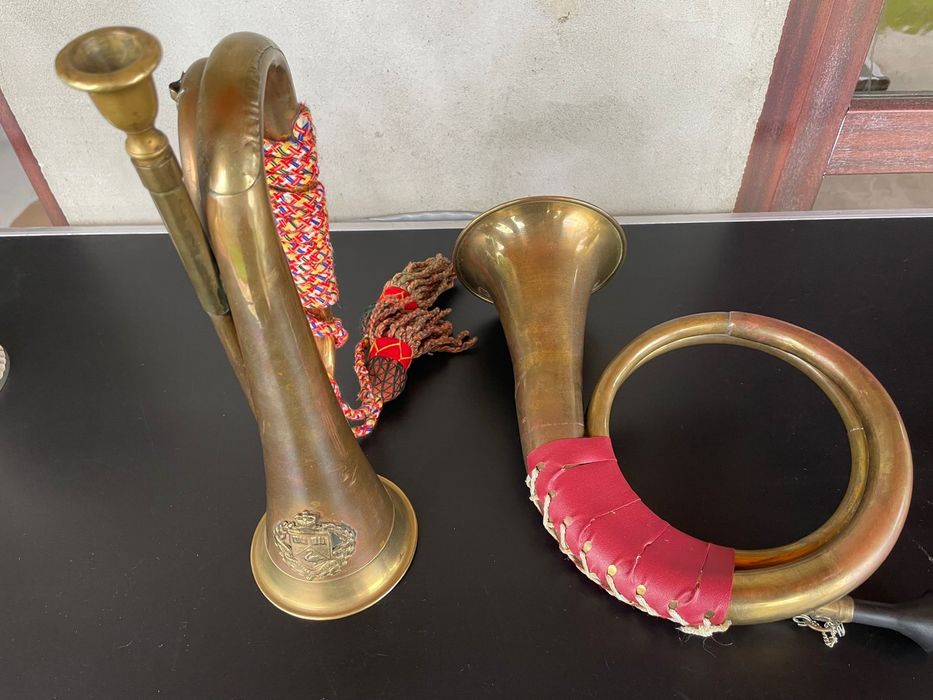 Trompetă,goarnă de colectie ,panoplie