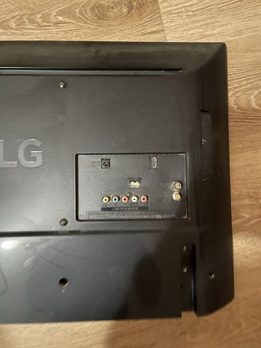 Телевизор LG 32LH510U (рабочий), не в полной коплектации