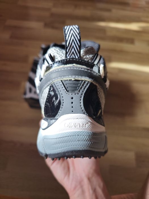 OFF White Be Right Back