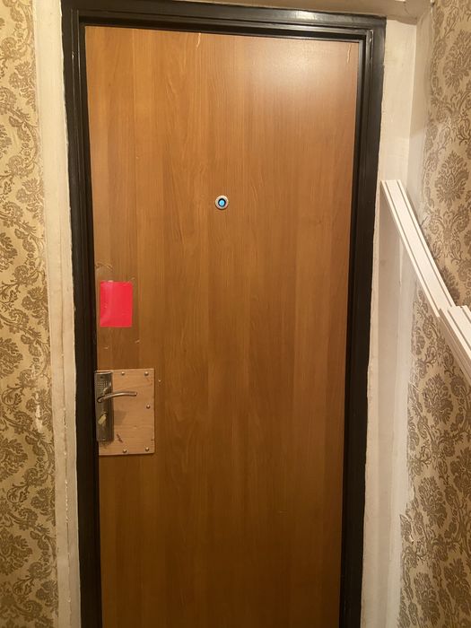 Продам дверь самовывоз