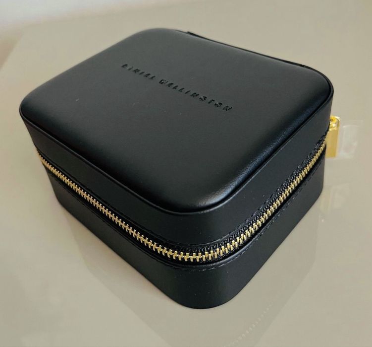 Cutie bijuterii Daniel Wellington