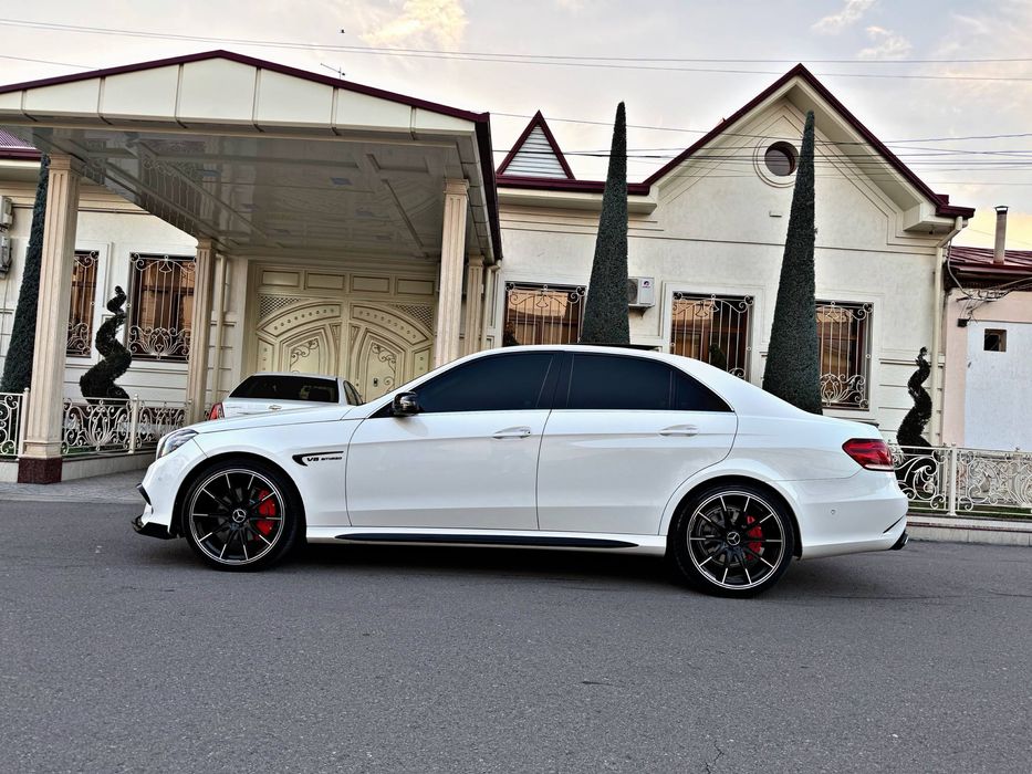 Mersedes AMG E63 Body Kit Состаяние Зор 2010 Йил Официальный