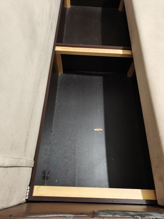 БЕСПЛАТНО. Диван в отличном состоянии