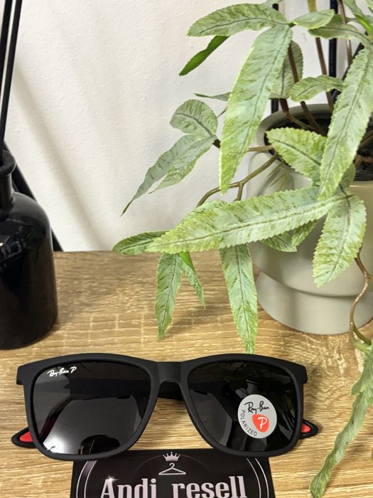 Vand ochelari de soare Ray Ban