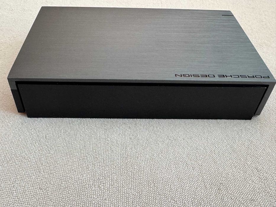 Външен хард диск LaCie Porsche Design P9230 4TB