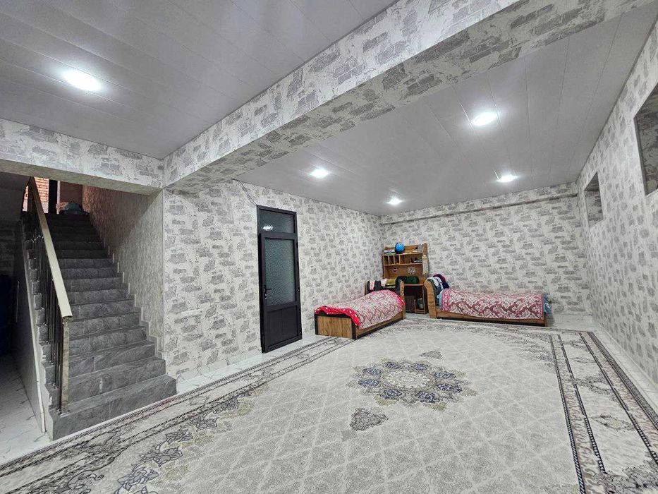 Сергели. Кумарык махалля. 3 сотихда 10 хонали 2 каватли зор уй сотаман