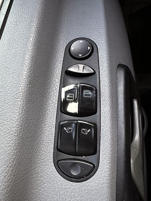 Crafte 2.5 Пътнически 8 места