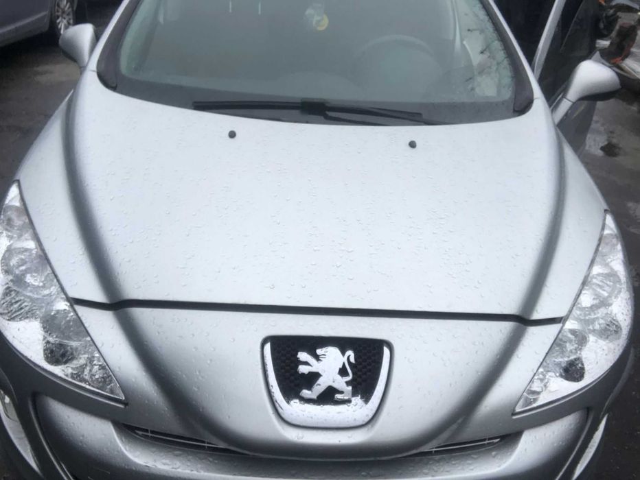 Dezmembrez Peugeot 308 1.6 turbo an 2009 cod motor PSA5FX