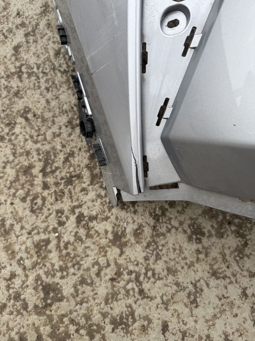 bara fata toyota chr