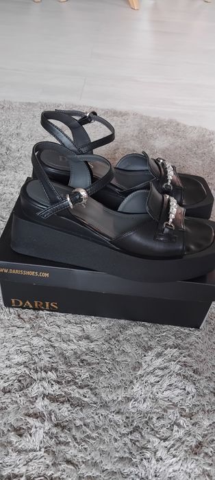 Дамски сандали Дарис