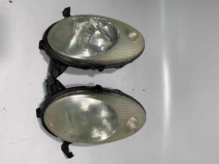 Фар Фарове Волан Стоп Стопове предна броня фейслифт Nissan Micra (K12