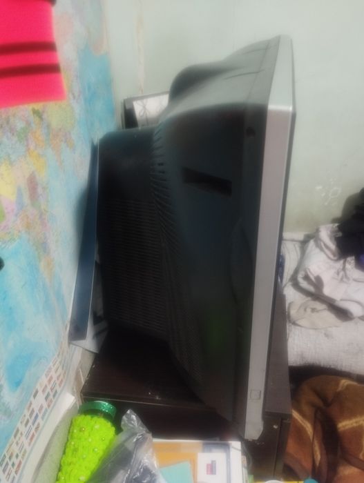 Продам телевизор LG