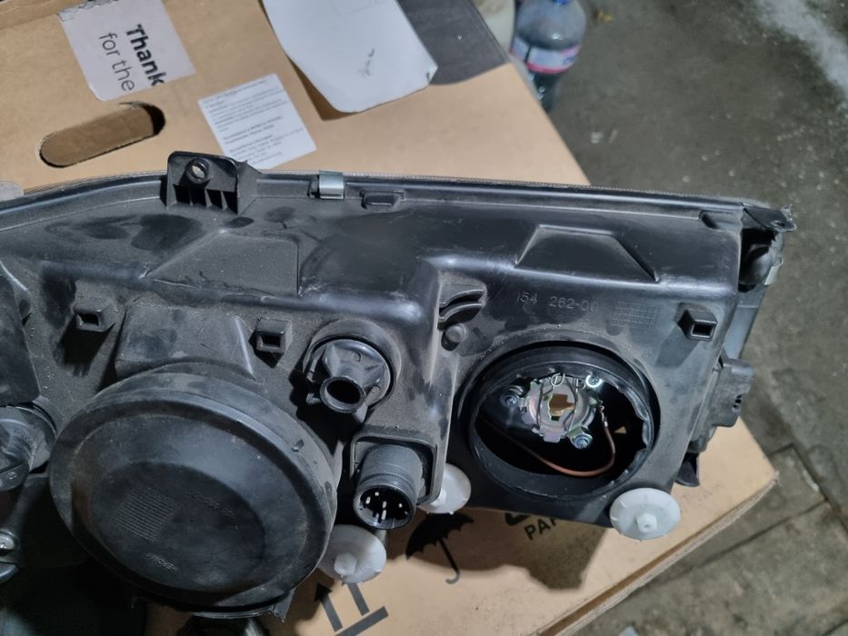 Фар за ДАФ десен