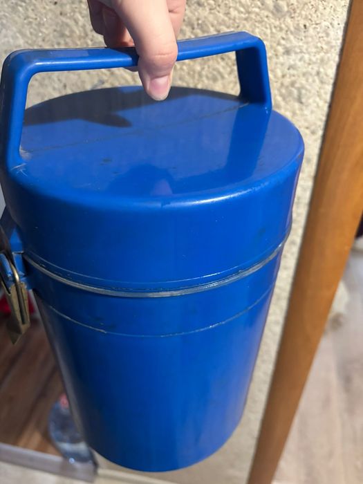 Продам термос для еды