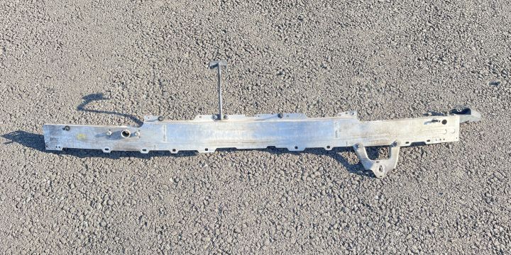 Armatura / Intaritura bara fata deformata Mercedes-Benz C-Class W205/