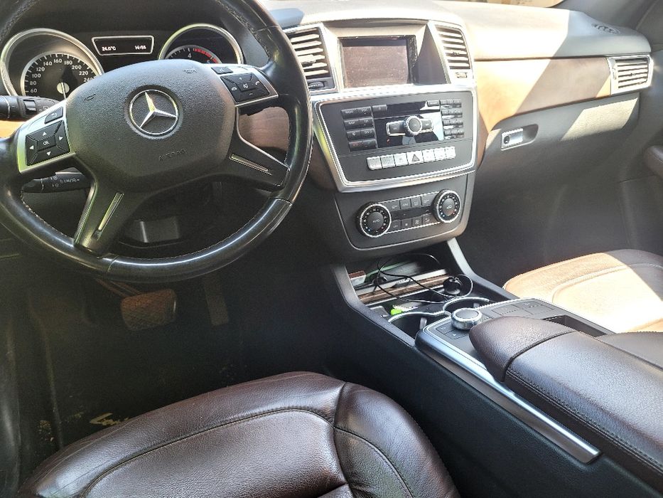 Vand Mercedes ML.250 Bluetec.Singurul propietar în România.
