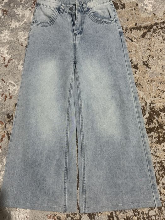 Продам джинсы новая