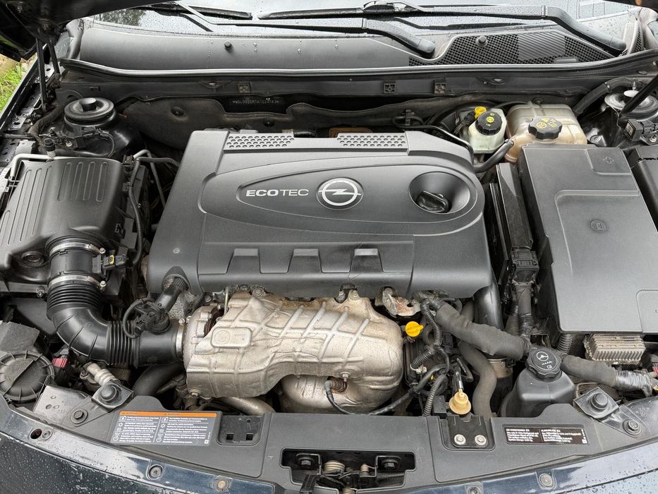 Vând Opel Insignia 2010