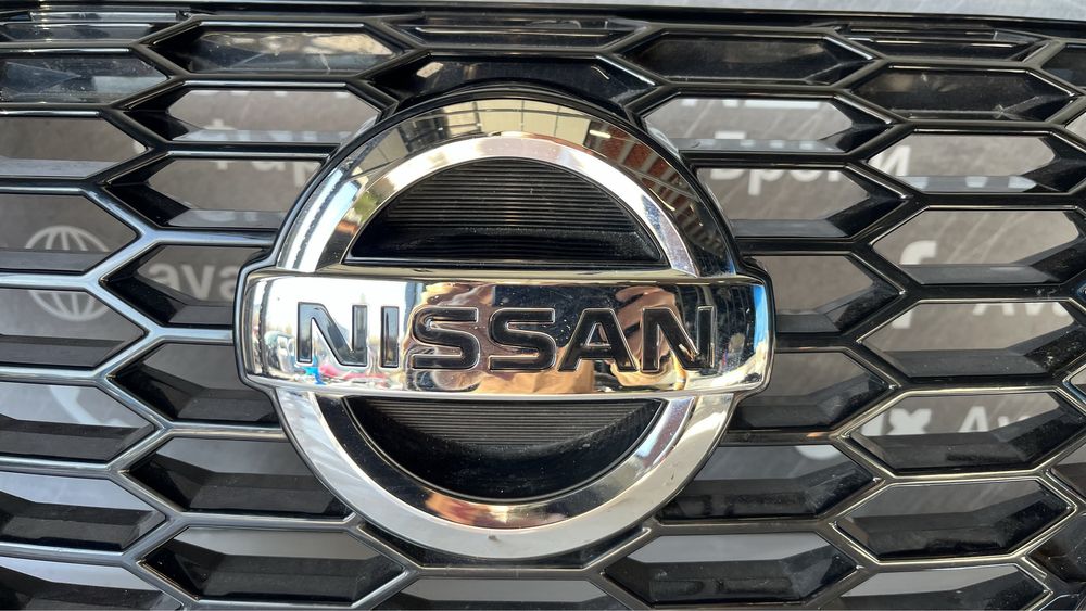 2 броя предна решетка/маска Nissan Juke 2 (2019-2023)