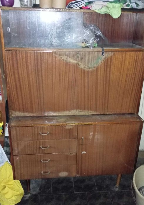 подарявам мебели