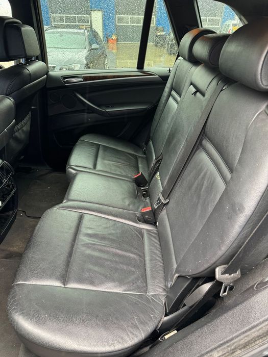 Dezmembrez / Dezmembrari / Piese Bmw X5 E70 M-Pack 3.0 d Bi-Turbo