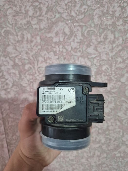 Продам запчасти на Лада гранта