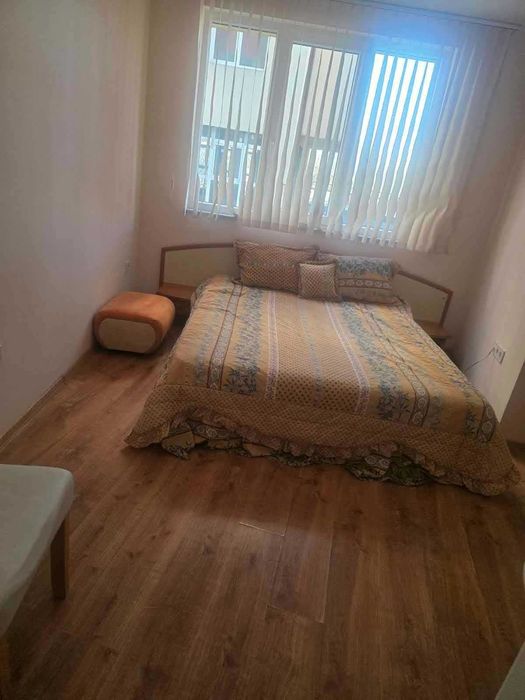 Двустаен имот в кв.Обеля