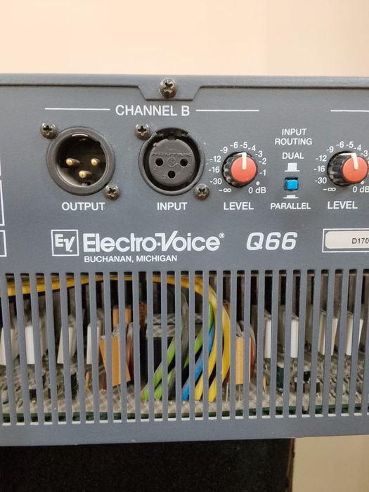 Electrovoice усилитель