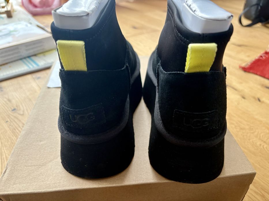 UGG Mini Dipper, noi, originale