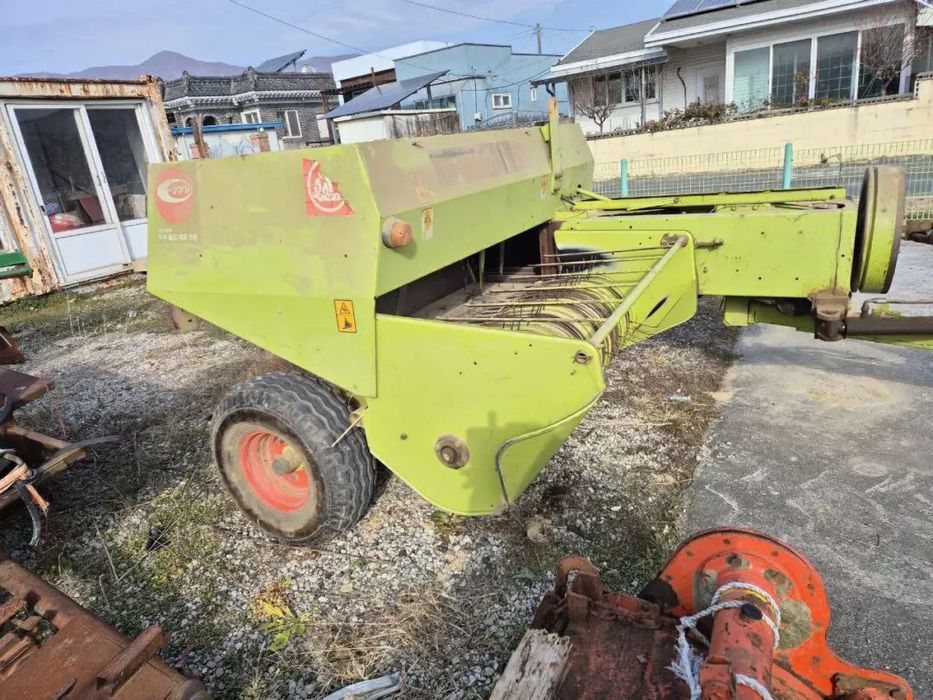 Kareski claas 55 UZB ishlamagan kirip kelmoqda