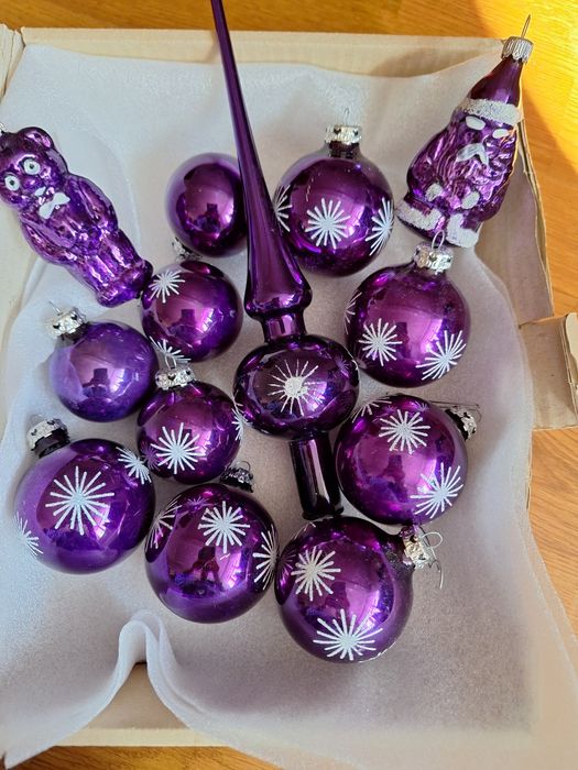 Globuri vechi din sticla