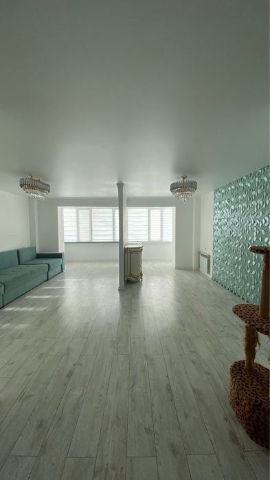 Продам квартиру 120кв 3 комнат