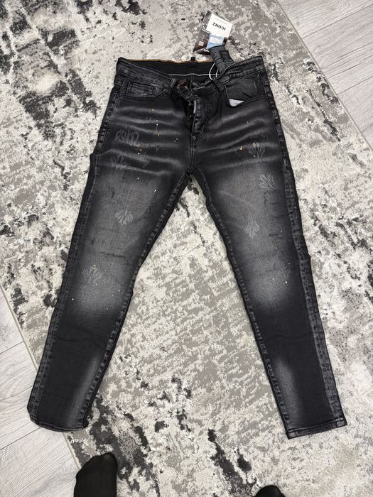 DSQUARED2 Diverse modele blugi   Calitate superioara