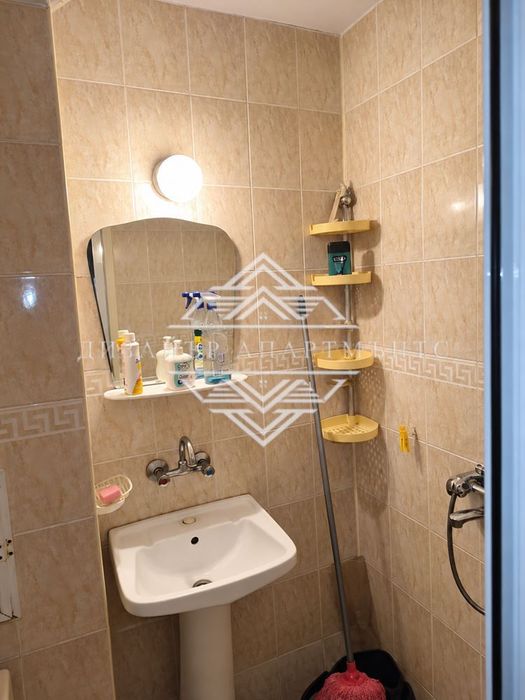 Продава се Двустаен апартамент в Бургас, Изгрев - 55 кв.м за 1646 €/кв.м - Снимка #4