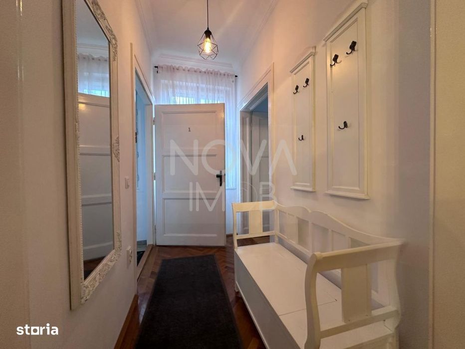 Apartament 3 camere de vanzare, Piata Armelor, Sibiu