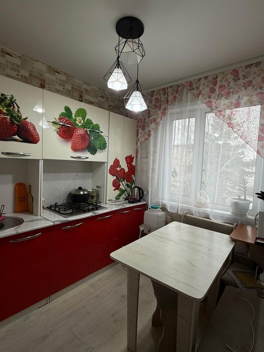 Продам 3 комнатную квартиру