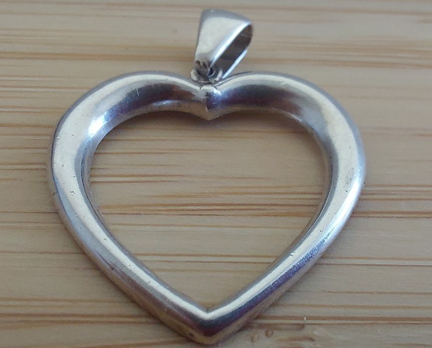 Сребърна висулка сърце