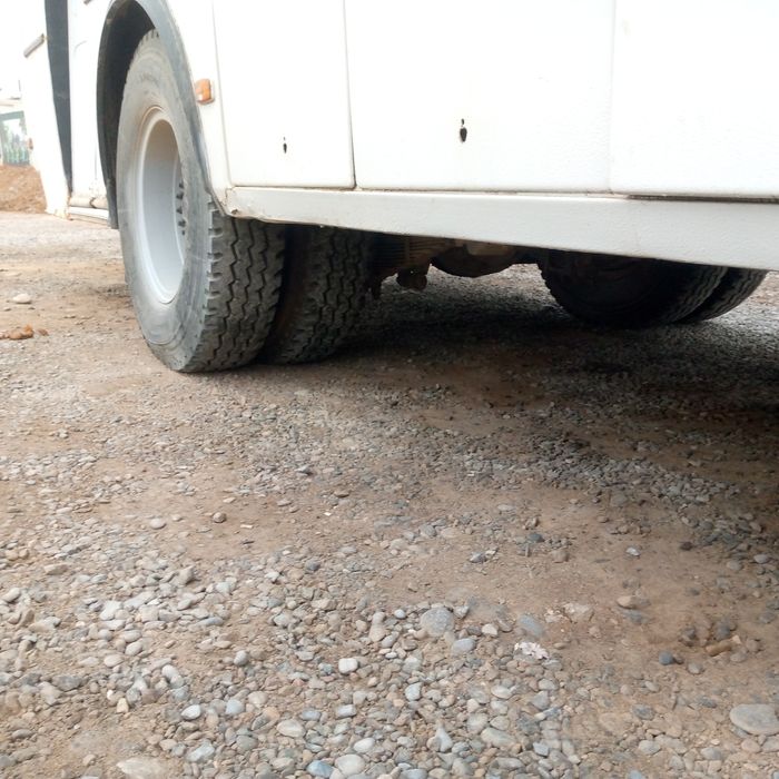 Paz aftobuz sotiladi