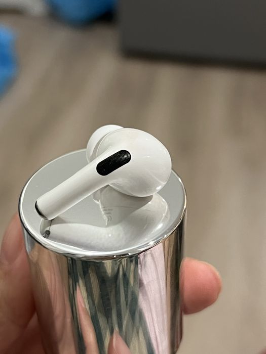 Airpods pro 2 поколение левый оригинал