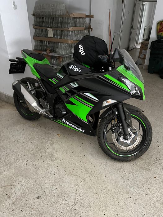 Kawasaki Ninja 300 ABS 2016 KRT edition