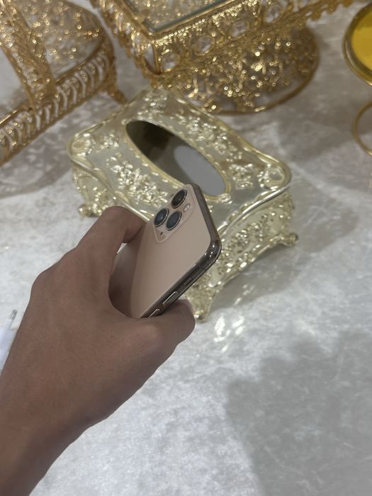 iPhone 11 Pro Gold